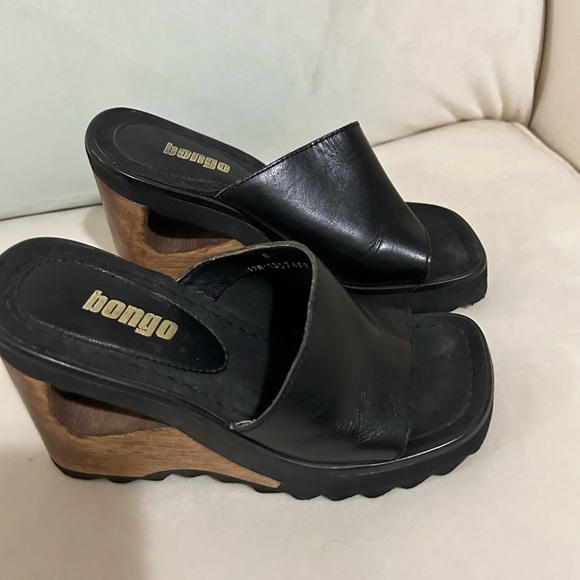 Bongo Vintage Women’s Black Leather Cut Out Wooden Heeled Wedge Shoe Size 6 - Picture 3 of 11